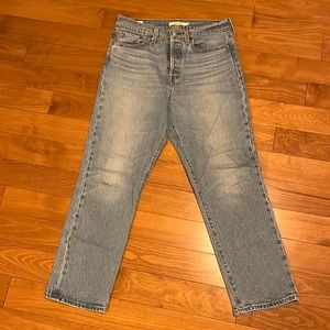 Levi’s Wedgie jeans